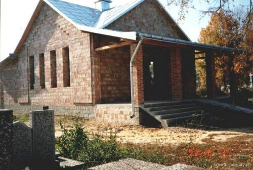 1993-04 Budowa kaplicy na cmentarzu 1