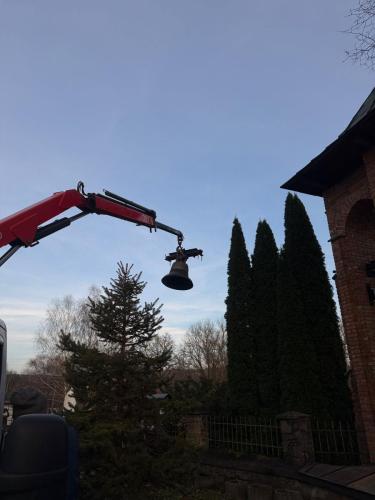 7c557fba-b9c4-499f-9045-f36f1725fe3a