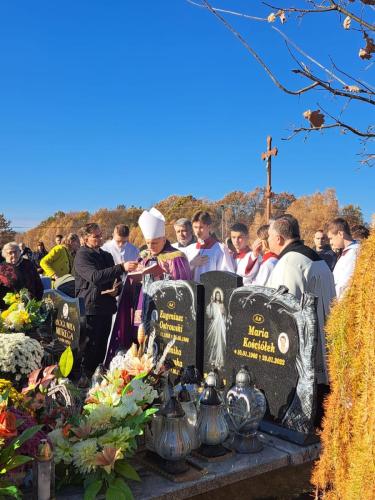 PHOTO-2025-11-02-20-14-22-10