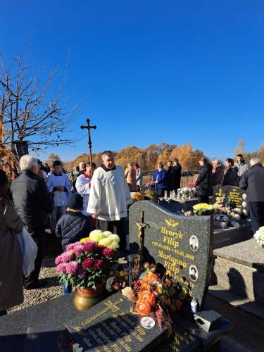 PHOTO-2025-11-02-20-14-22-3