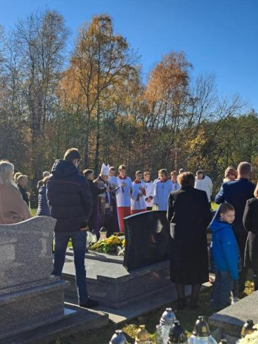 PHOTO-2025-11-02-20-14-23-4